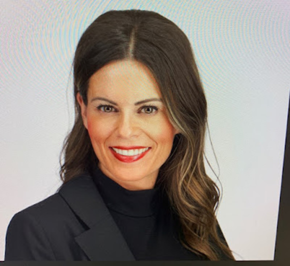 Meet your Posher, Lisa - Picture 1 of 1